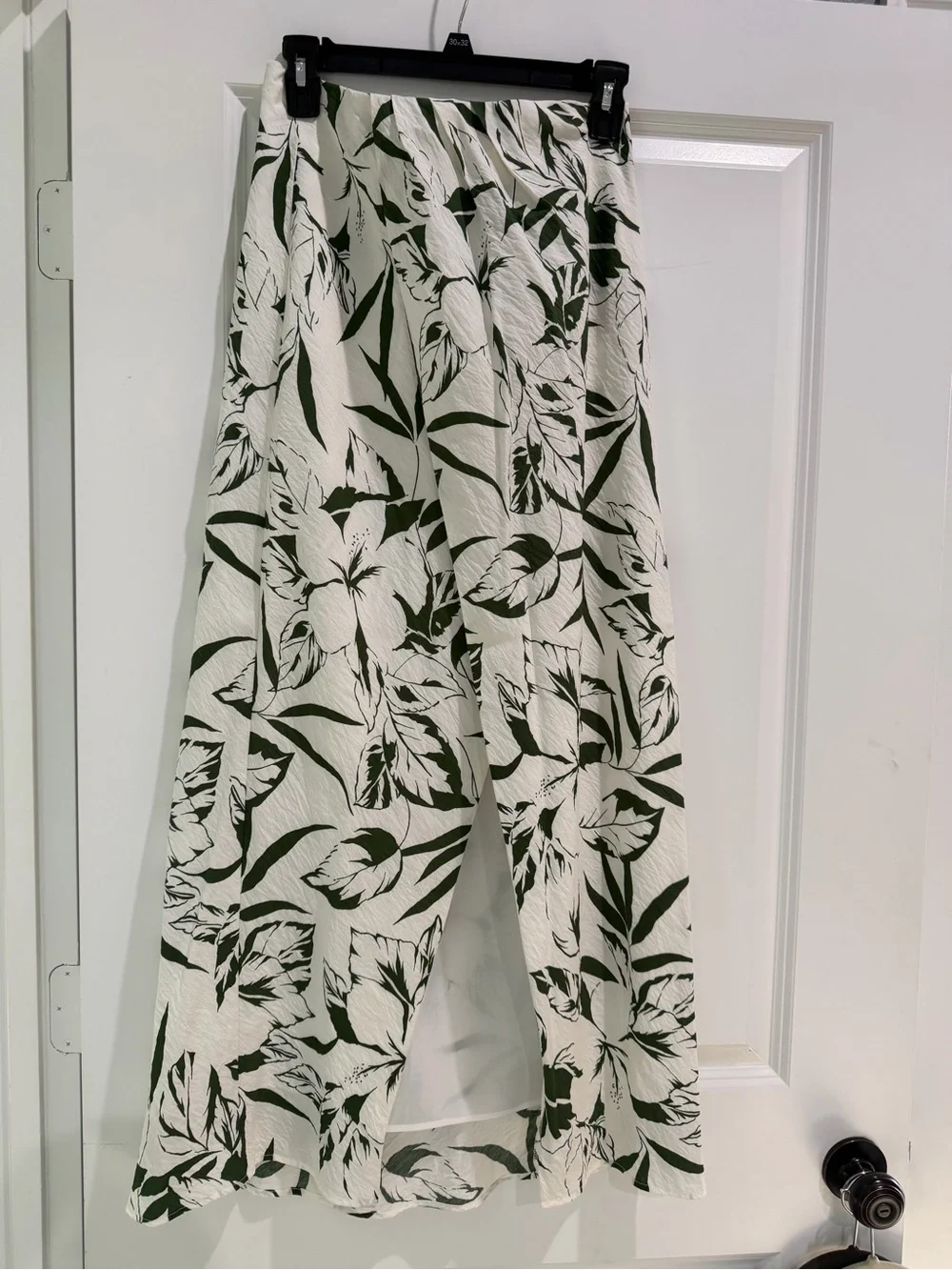 Abercrombie & Fitch White Maxi Dress with Green Tropical Print